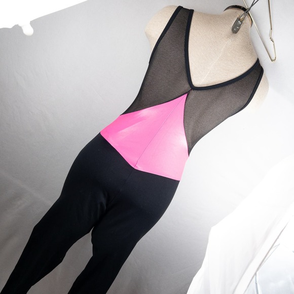 NWT Superhot Brazilian Brand Workout Jumpsuit One Piece Cutout Small Sexy - Picture 3 of 5